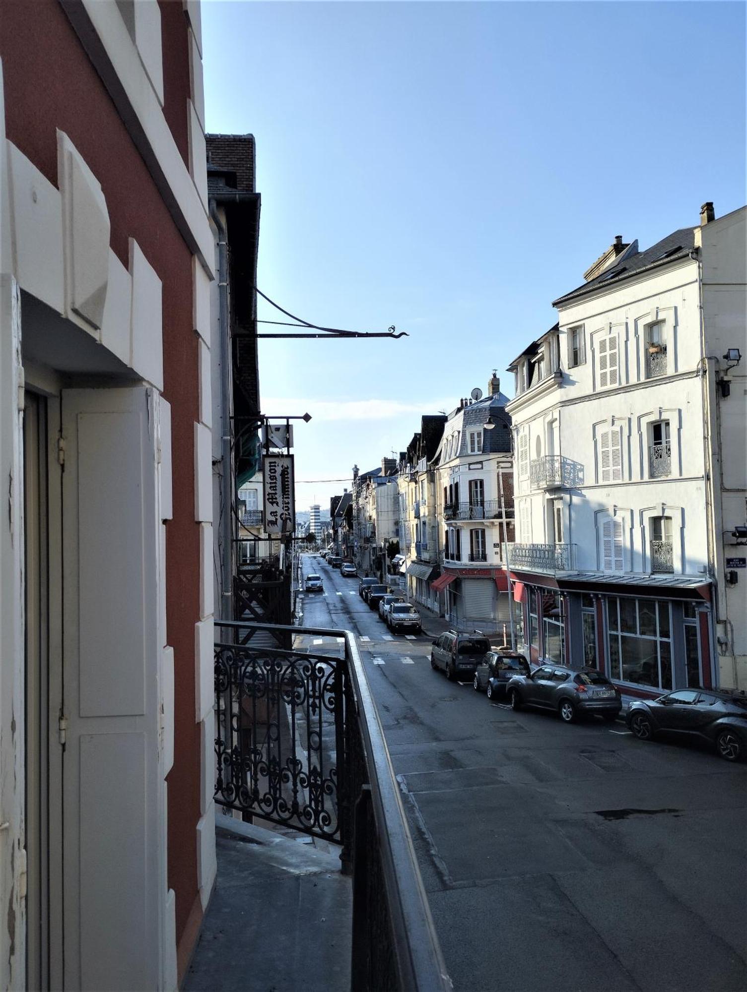 Le Capitaine Jack Apartment Трувил сюр Мер Екстериор снимка